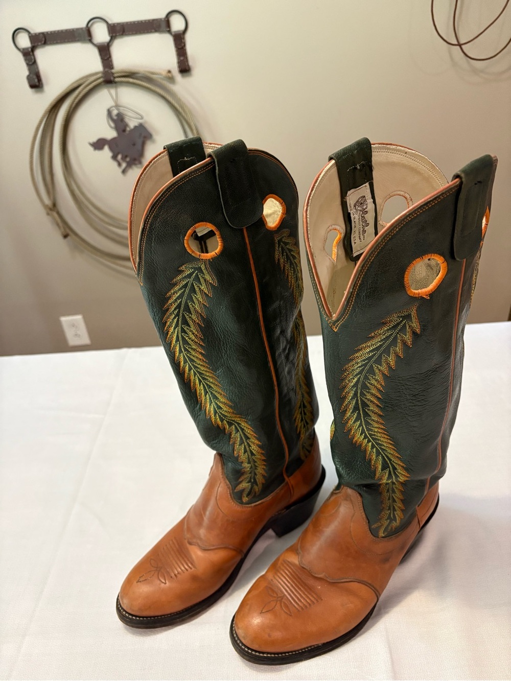 Olathe Boot Co. Two-Tone Brown and Green Men's Buckaroo Cowboy Boots Size 9